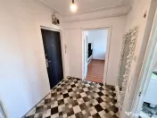 Casa de cultura-apartament 2 camere decomandat cu gaze 