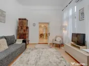 Casă interbelica cu farmec, în apropiere de Mall Vitan 