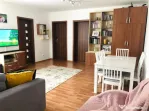 Apartament 3 camere, etaj 2, balcon, parcare Floresti zona Stadion