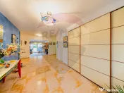 Vilă cu 4 camere de vânzare 921 mp zona Subcetate,Arad 