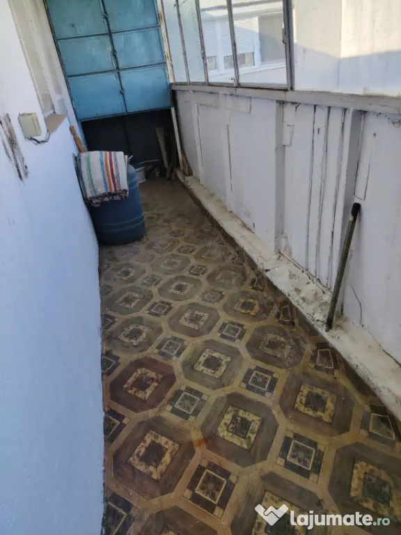 - Apartament 2 camere confort 1 decomandat, zona Radu Negru,