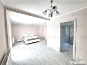 Oportunitate/ Vila spatioasa Familie/Complex Crevedia 