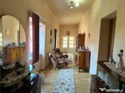 Casa Solida, pentru Familie extinsa, cu Gradina si Teren, D 