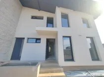 Pantelimon vila individuala ,piscina super constructie