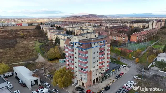 Apartament 3 camere | 81 mp | Parcare | Priveliște superbă
