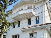 Vila 8 camere vis a vis de Piata Floreasca, garaj, curte pro 