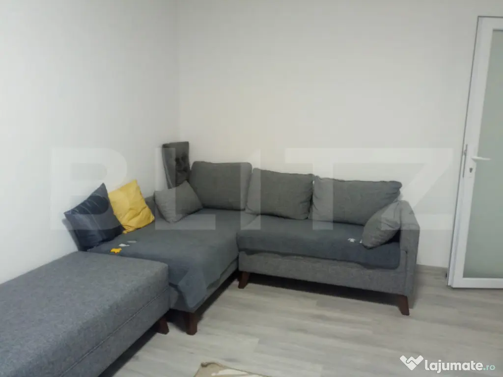 Apartament 3 camere, 72 mp, zonă centrală – Găești