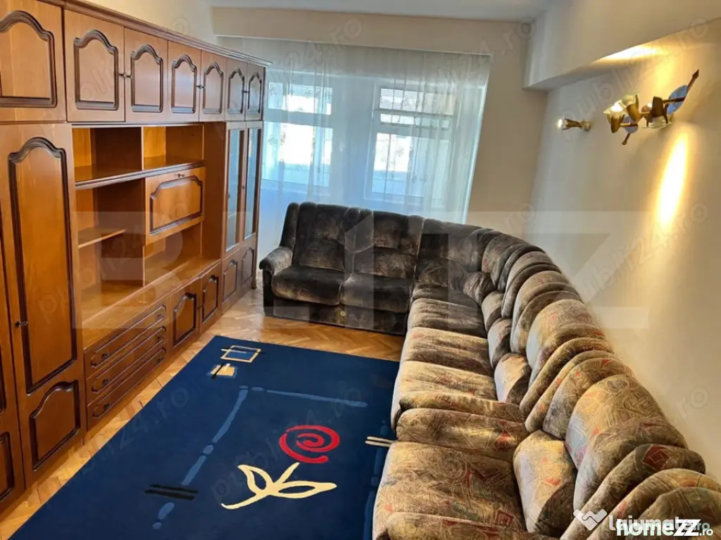 Apartament ultra central, 4 cumare, cu priveliste pe centru - Targu Jiu (Gorj)
