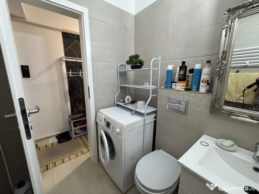 2 cam, etaj 2, 46 mp, decomandat, bloc nou, str. Recea, cu loc de parc