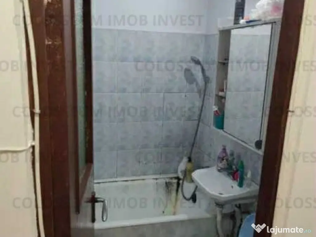 Apartament 2 camere, decomandat - zona Florilor