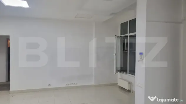 Spatiu comercial, 72 mp, parter, vitrina, zona Policlinica
