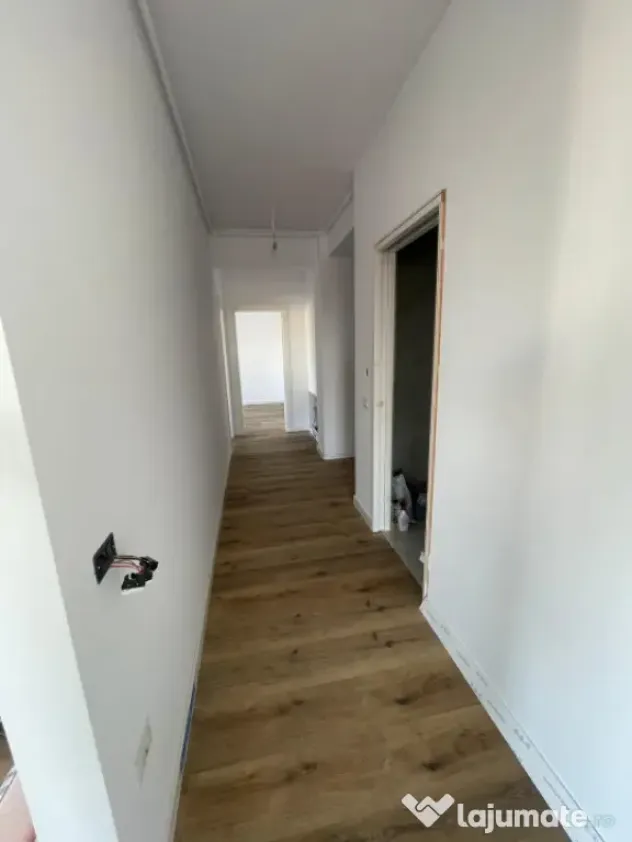 Apartament 3 camere, 88.40 mp, zona Siloz, loc de parcare in