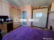 Apartament 3 camere, semidecomandat, Alexandru Cel Bun, 89. 