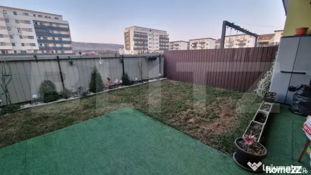 Casa moderna cu 4 camere, gradina de 40 mp, 2 parcari subter - Floresti (Cluj)