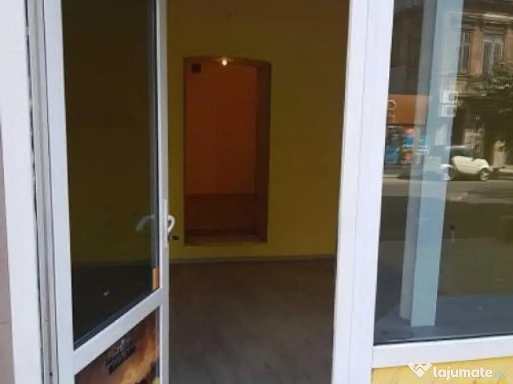 Spatiu comercial Kogalniceanu stradal 50 mp fara risc sei...