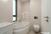 Case 140mp cu parcare și curte în cartier privat Str Ti... 