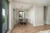 Case 140mp cu parcare și curte în cartier privat Str Ti... 