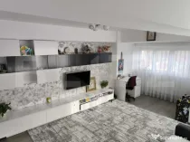Apartament 2 camere, etaj intermediar ,decomandat,zona Burdu