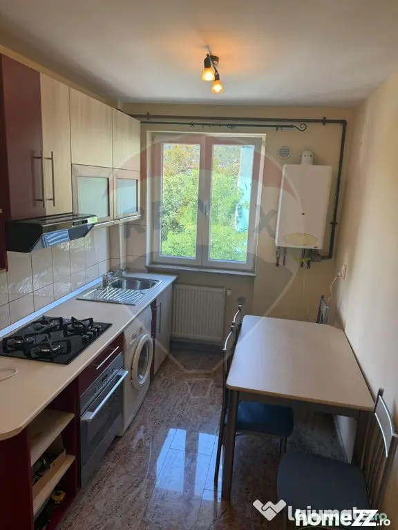 DE INCHIRIAT APARTAMENT LUX zona Vivo Mall - Baia Mare (Maramures)