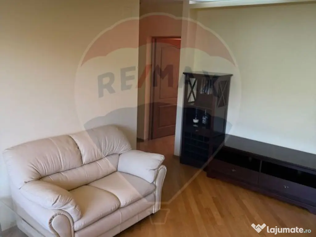 DE INCHIRIAT APARTAMENT LUX zona Vivo Mall