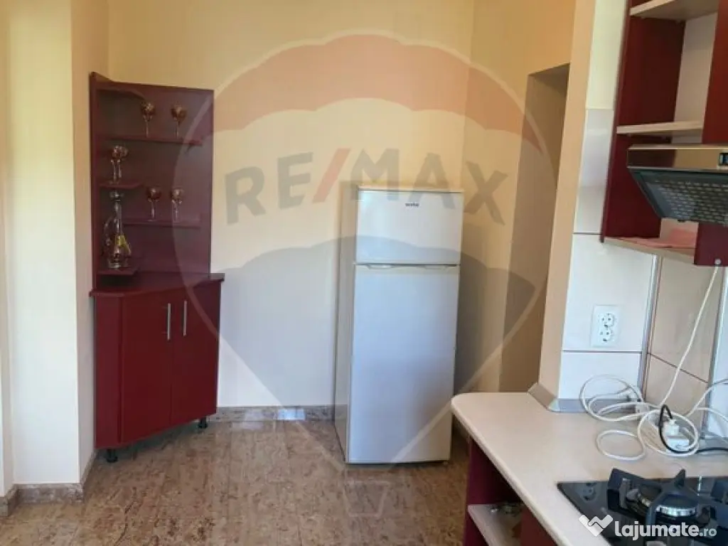 DE INCHIRIAT APARTAMENT LUX zona Vivo Mall