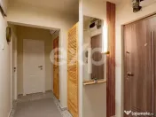 De vânzare apartament 2 camere decomandate, Zona Tic-tac, e