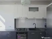 Apartament 3 camere de vânzare, cart. Prima Sova 