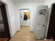 Apartament 2 camere, etaj 1, 56mp, mobilat, zona Scoala 3 - 