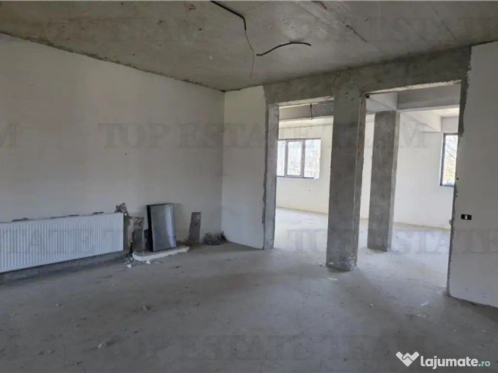 Domnesti - Potential investitional/ Casa la gri 476mp si ter