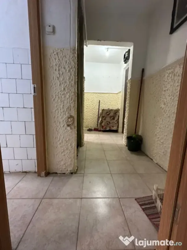 - Apartament 3 camere confort 2, Obor, etaj 2.