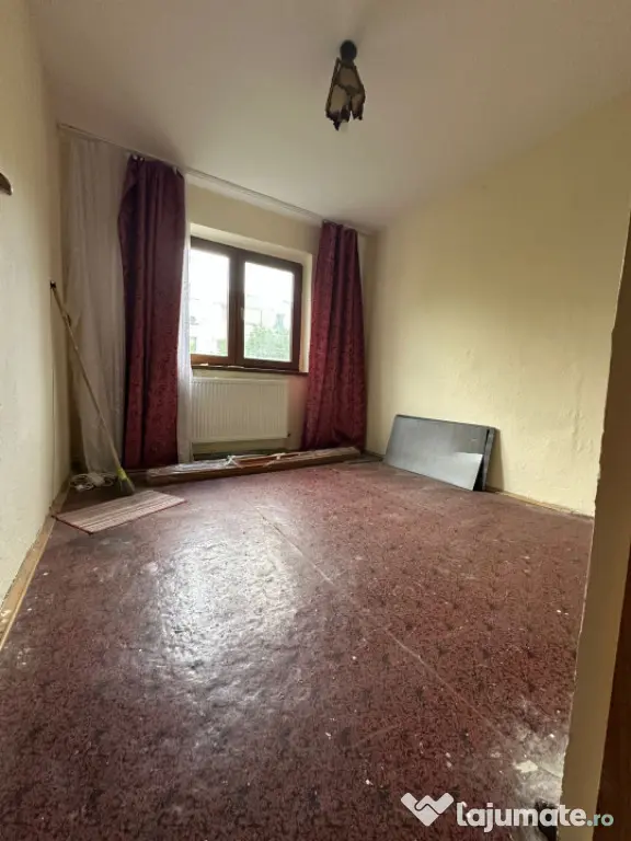 - Apartament 3 camere confort 2, Obor, etaj 2.