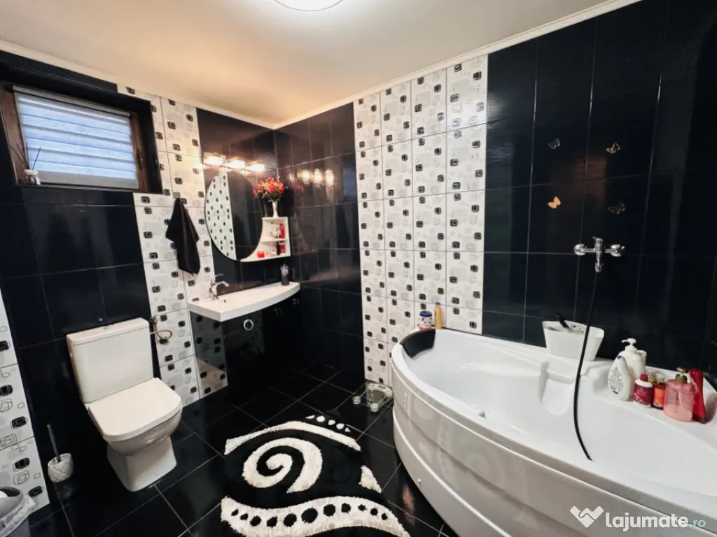 Vila superba, padure Rosu, 1000 mp teren, 310 mp construiti,