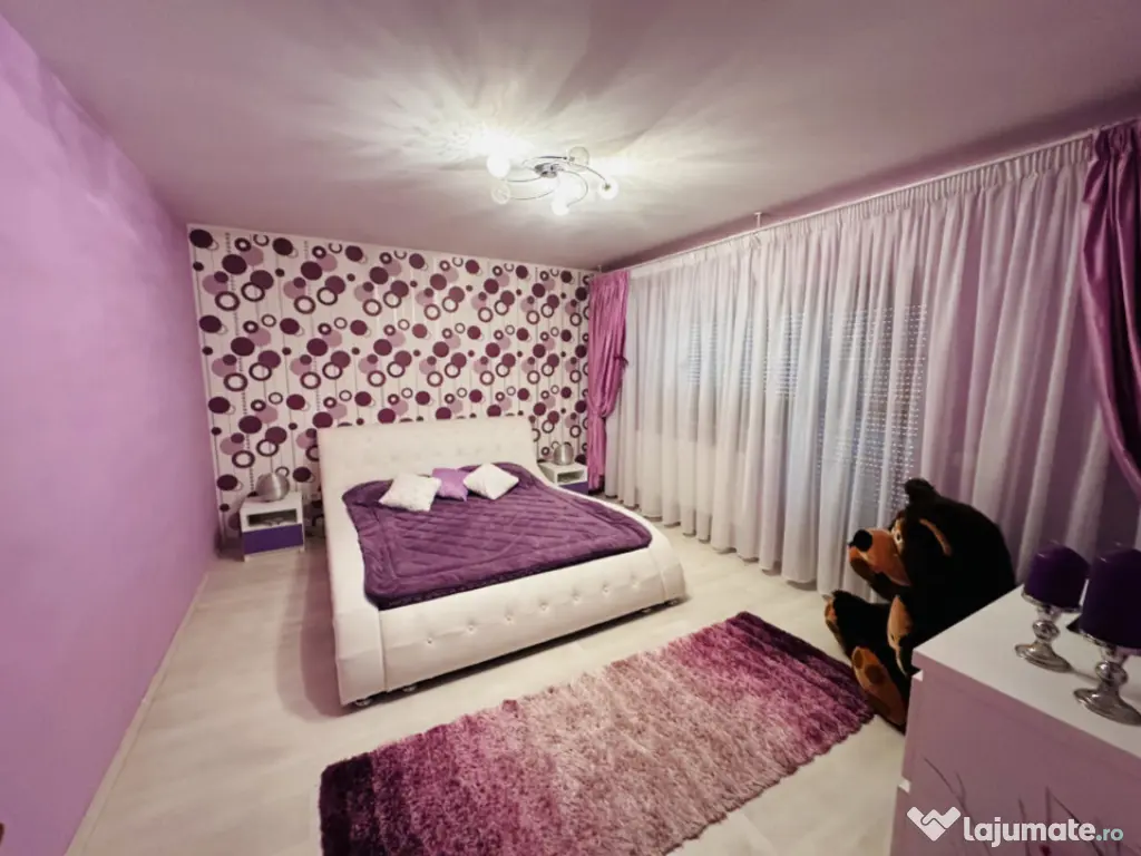 Vila superba, padure Rosu, 1000 mp teren, 310 mp construiti,