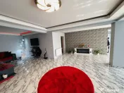 Vila superba, padure Rosu, 1000 mp teren, 310 mp construiti, 