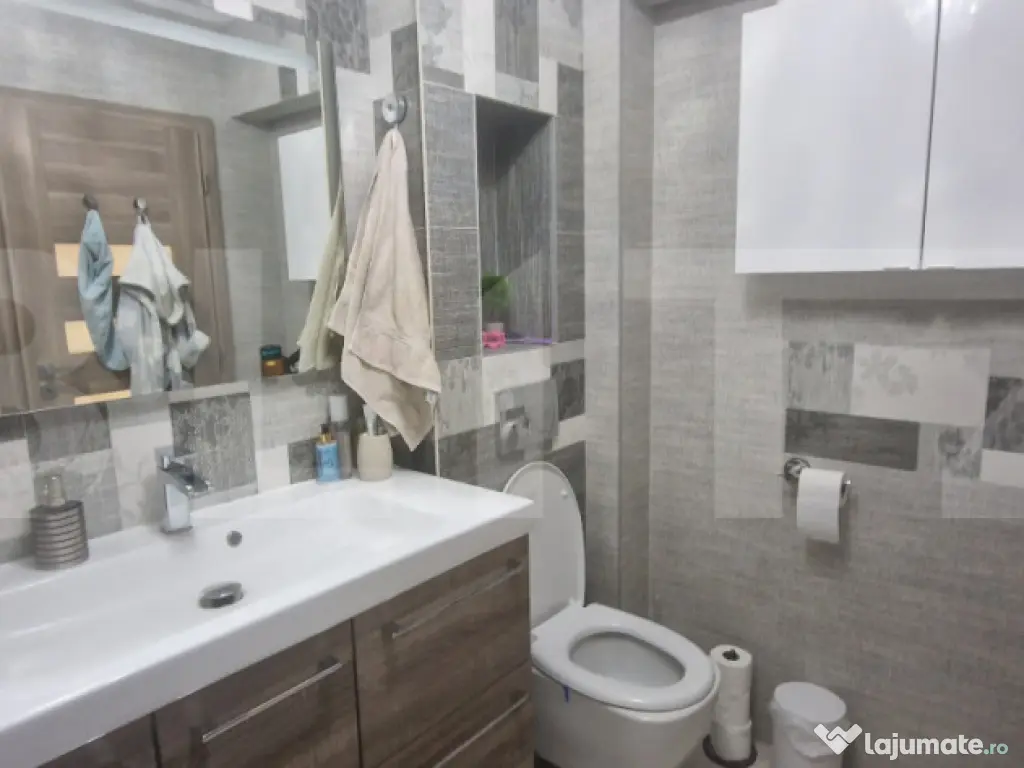 Apartament premium 3 camere, 2 băi, Subcetate, 72 MP| garaj