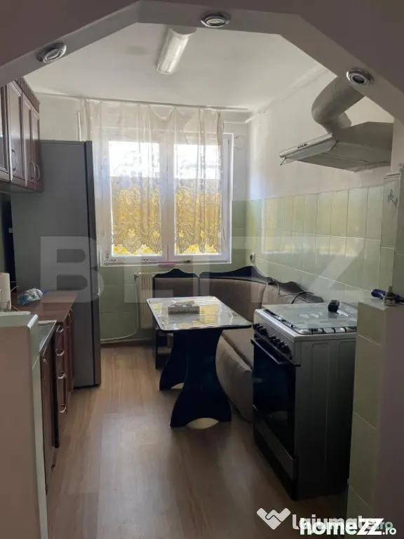 Apartament cu 2 camere, 46 mp, zona centrala, Turda