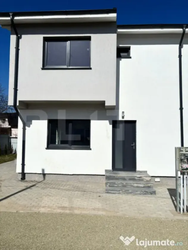 Casă tip Duplex, 80 mp, 200 mp teren, zona Lisaura