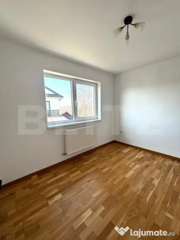 Casă tip Duplex, 80 mp, 200 mp teren, zona Lisaura