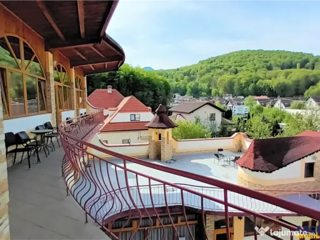 Pensiune cu restaurant, profit asigurat din chirii, terasa s