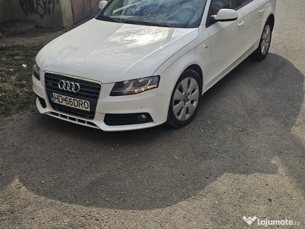 AUDI A4 B8 AVANT 2012