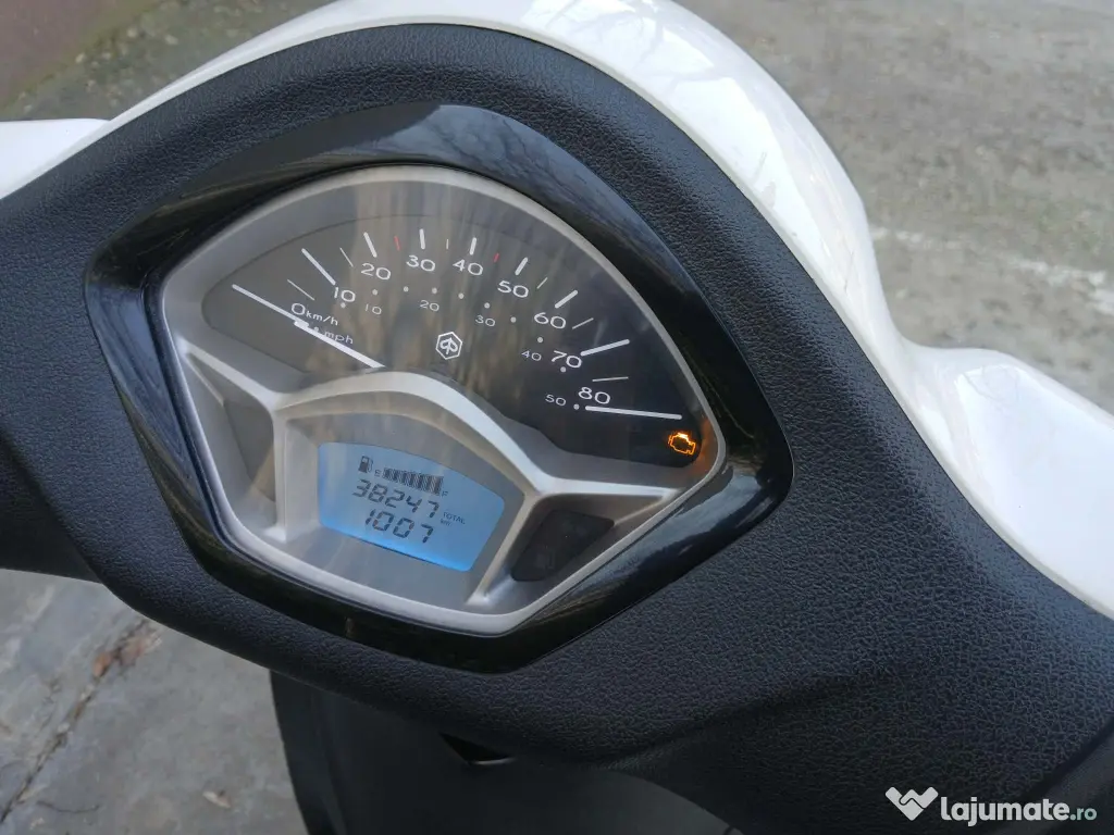 Scuter Piaggio Liberty S