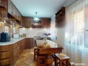 Vilă individuală solidă | Potential business| Tractoru... 