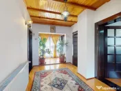 Vilă individuală solidă | Potential business| Tractoru... 