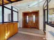 Vilă individuală solidă | Potential business| Tractoru... 