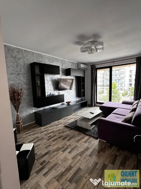 De vanzare apartament 2 camere, decomandat in Mamaia Nord, mobilat