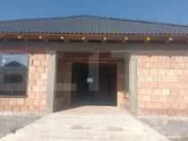 Casă la Roșu – Localitatea Dumbrăvioara, com Ernei