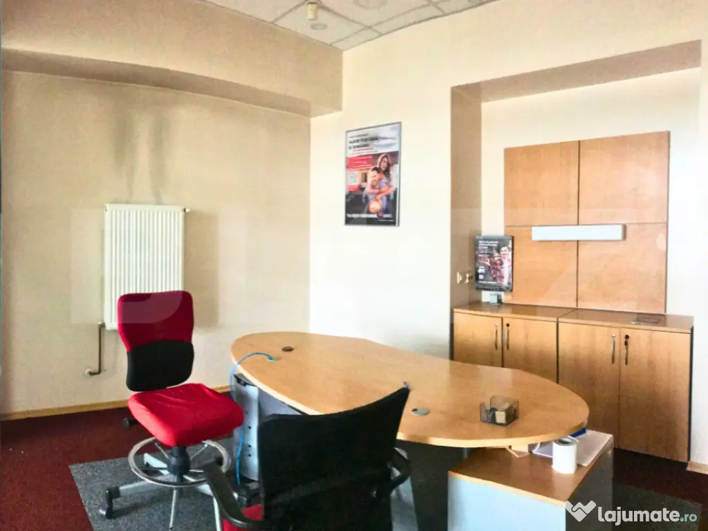 Spațiu comercial stradal, 160 mp, zona Micro 3