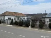 Casă / Vilă cu 3 camere de vânzare Fitionești 