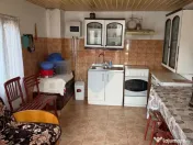 Casă / Vilă cu 3 camere de vânzare Fitionești 