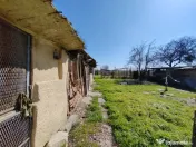 Teren generos cu deschidere 17 ml la stradă + casa– Vadul 